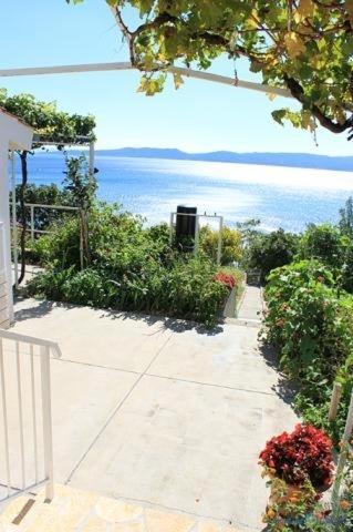 Studio Apartment In Pisak With Sea View, Balcony, Air Conditioning, Wi-Fi 외부 사진