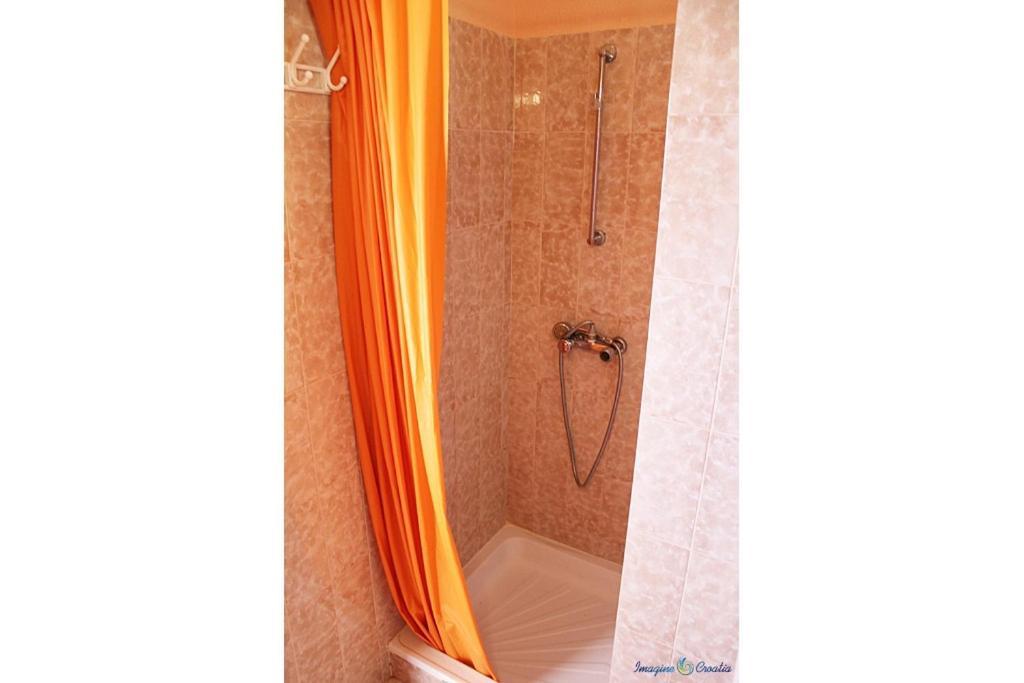 Studio Apartment In Pisak With Sea View, Balcony, Air Conditioning, Wi-Fi 외부 사진